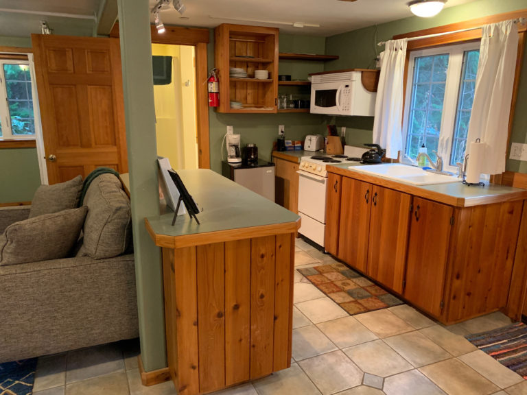 Art Studio kitchen