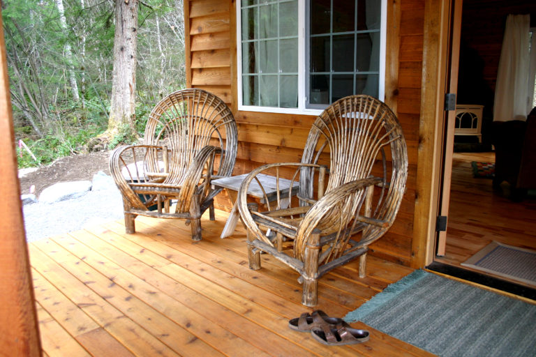 Dream Weaver Cabin Front Porch